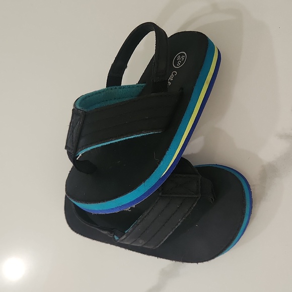 Cat & Jack Sandals - Picture 2 of 3